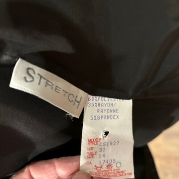 Two Piece Suit - Picture 10 of 10